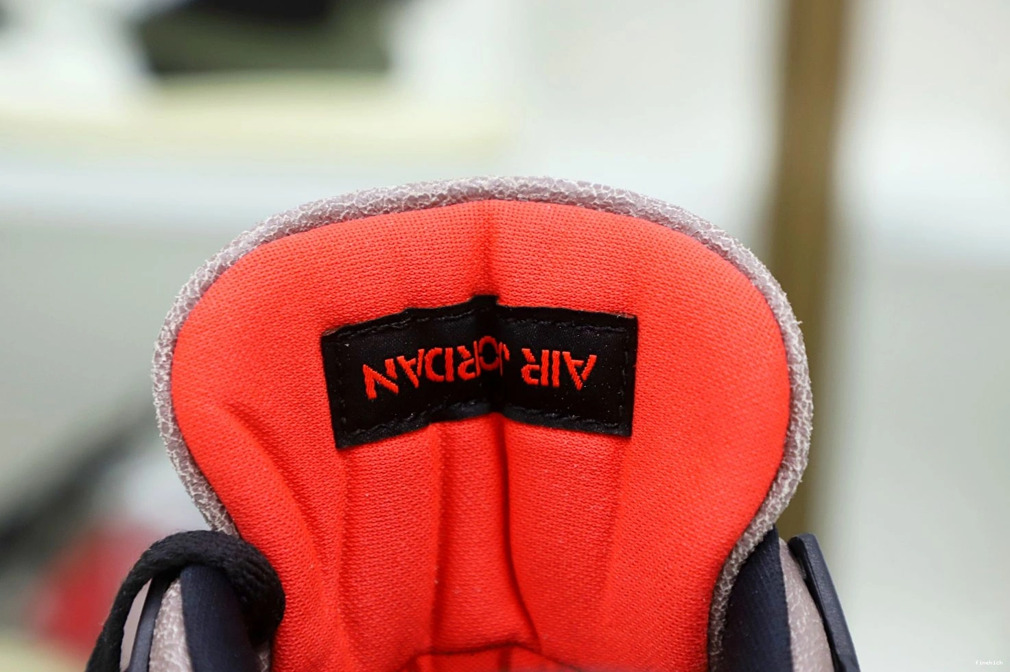 'TAUPE AIR HAZE' RETRO 4 JORDAN 0723